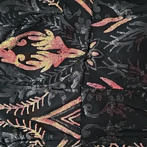 Black Plants Pattern Sequined Split Maxi Gown - Picture 10 of 10